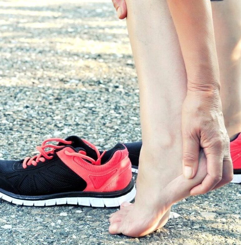 Runner with heel sports injuries
