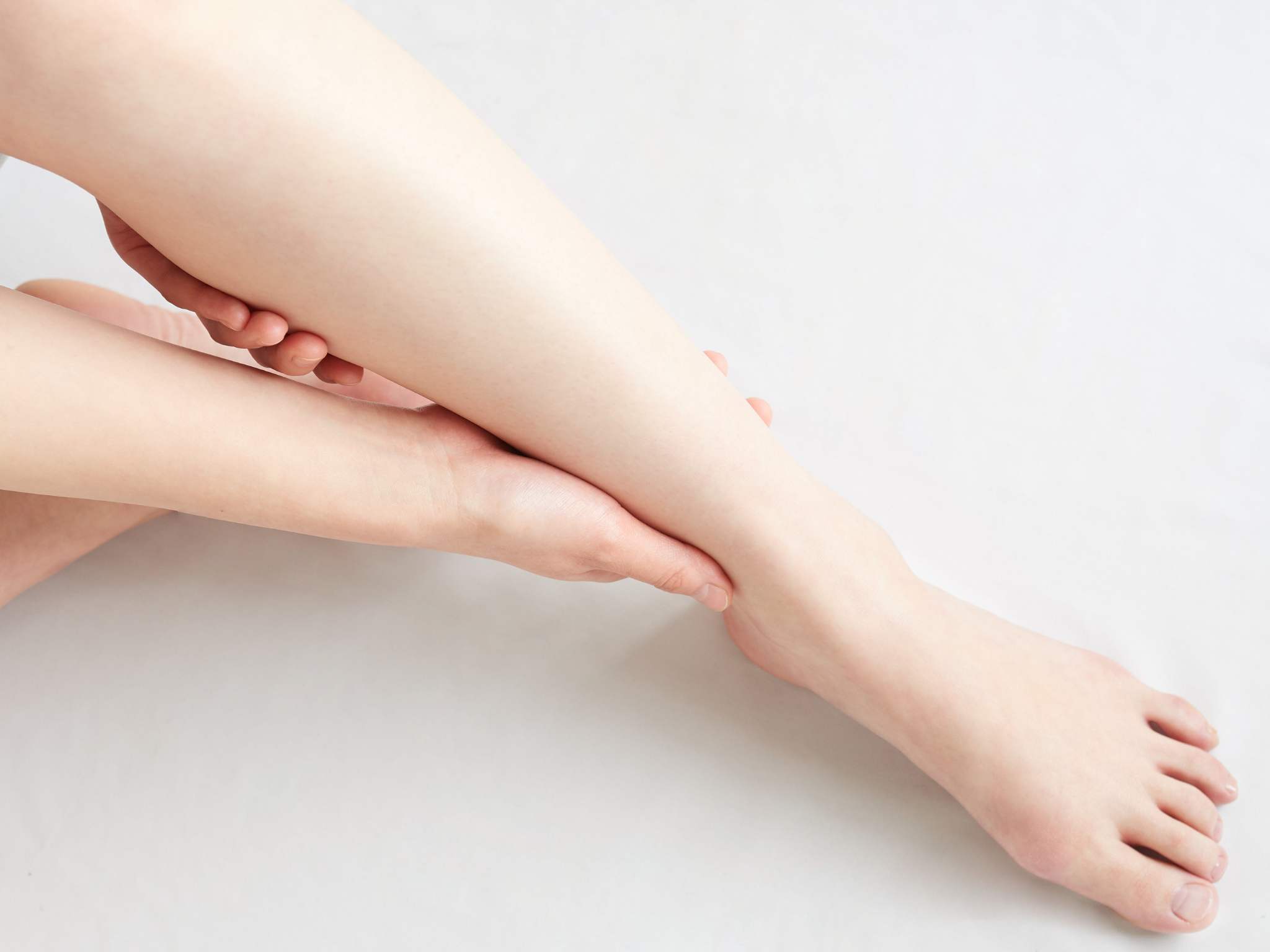 woman's feet clear of bunion